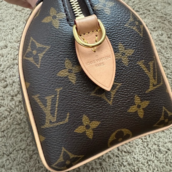 Louis Vuitton Speedy 20 Bandoliere - Picture 7 of 16